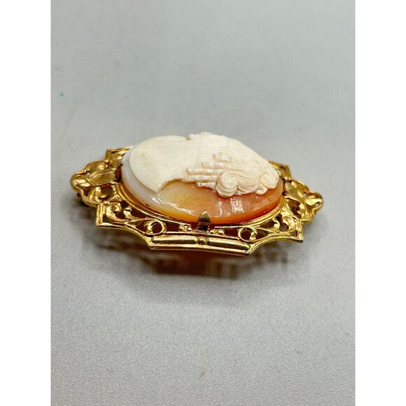 Vintage Cameo Pin Brooch Left Facing Genuine Carved Shell Art Deco Frame Setting - Picture 6 of 10